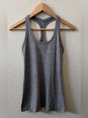 Lululemon Size XS  2/4 (measure) Heather Gray Racerback Active Tank Top